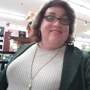 Meet your Posher, Marie